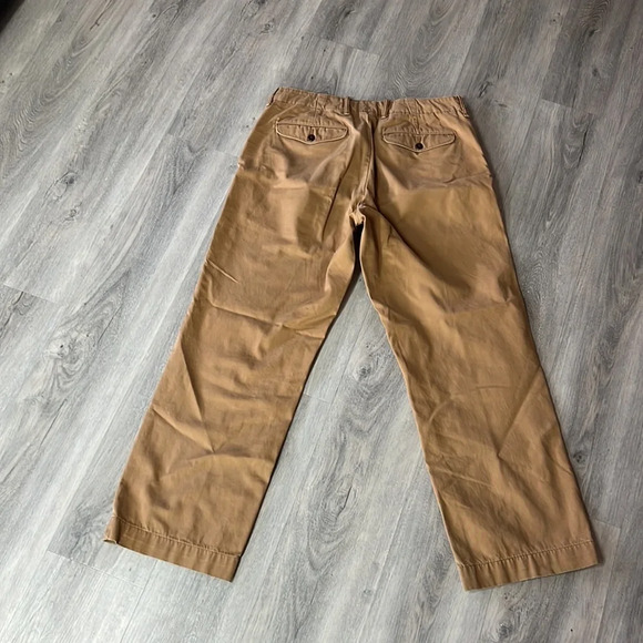 Eddie Bauer straight leg khakis  size 33 - Picture 9 of 11